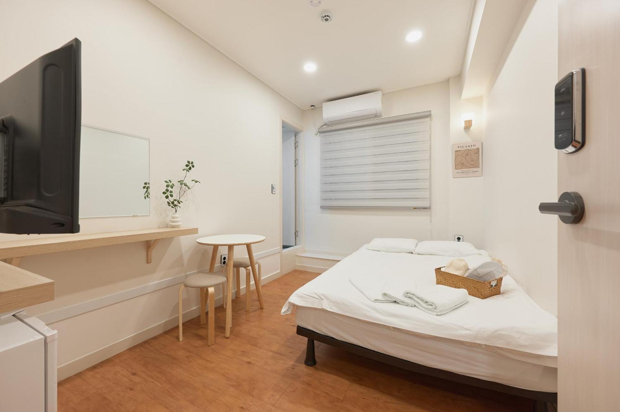 Готель Dawoo House 2 In Hongdae Сеул Екстер'єр фото